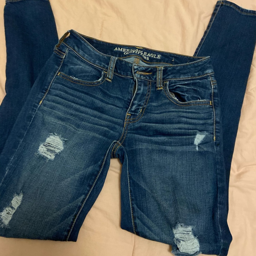 American Eagle ripped jegging jeans size 4